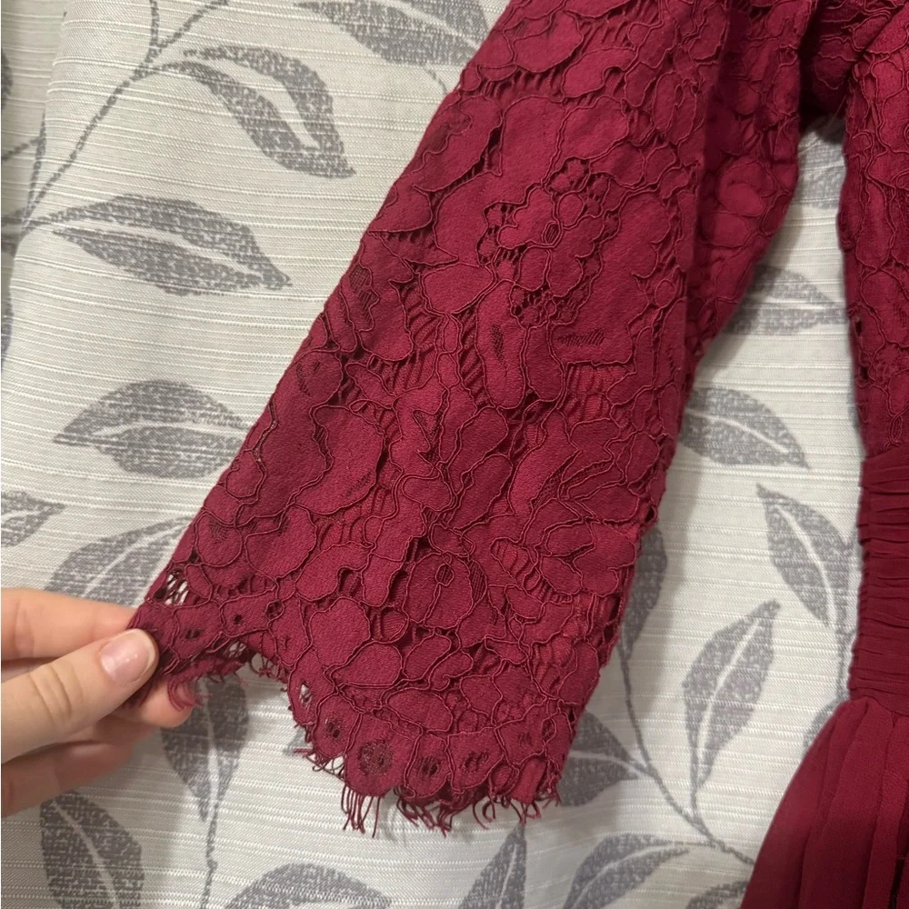 Exquisite English Manor Elegant Burgundy Lace Dress - Picture 9 of 11